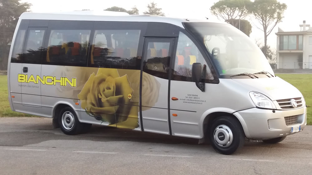Noleggio Pullman Iveco Wing Indcar, pullman Rimini
